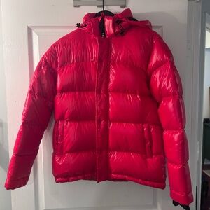 Red Hi Gloss Super puff Aritzia